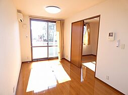 プリエI 2階1LDKのリビング/ダイニング