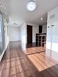 グランディールT　D棟 2階1LDKのリビング/ダイニング