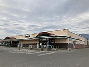 デリシア 豊科店（1341m）