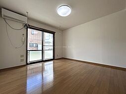 レスコタケイII 1階1Kのリビング/ダイニング