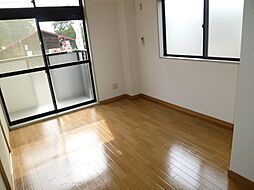 グリーンウッズKーB 2階2DKのリビング/ダイニング