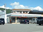 セブンイレブン ちの運動公園店（85m）