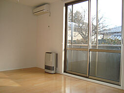 ディアス内川E棟 1階1Kのリビング/ダイニング