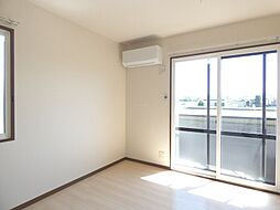 フォーレス神林 1階2DKのリビング/ダイニング