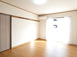 グレースハイツ 2階1Kのリビング/ダイニング