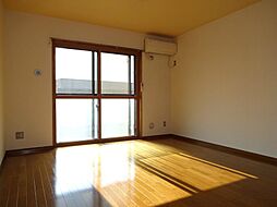 サンシルク21 2階1Kのリビング/ダイニング