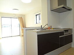 sereno A 2階2LDKのリビング/ダイニング