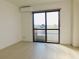 ヴィレッヂII 2階1Kのリビング/ダイニング