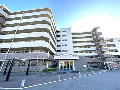 外観:徒歩圏内に公園あり。小さなお子様がいるご家庭にうれしい立地♪ 外観:徒歩圏内に公園あり。小さなお子様がいるご家庭にうれしい立地♪