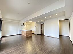 グローリアス三河安城第2 2SLDKのリビング/ダイニング