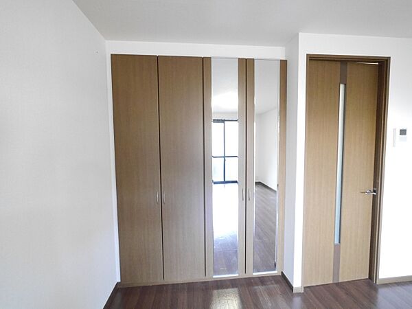 apartment 茨城県北茨城市中郷町小野矢指
中郷町小野矢指の賃貸情報を見る
物件地図