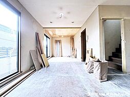 相模原市中央区並木3丁目 5LDKのリビング/ダイニング