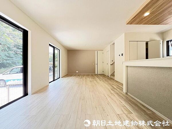 リビング/ダイニングを拡大表示