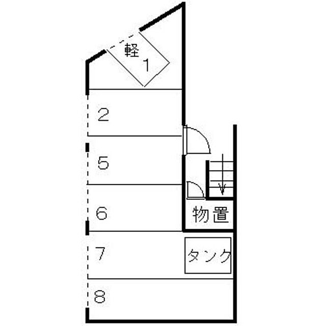 4 / 8