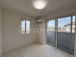 ベルウェル亀岡 2階1Kのリビング/ダイニング