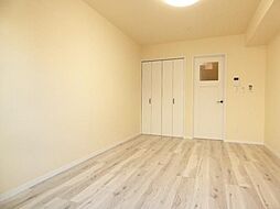 AQUE15 2階1Kのリビング/ダイニング