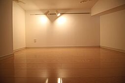 イクス ベンメリア 402 4階1Kのリビング/ダイニング