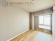 ◇2023年11月室内リフォーム済み♪アクセントクロスがお洒落な洋室♪