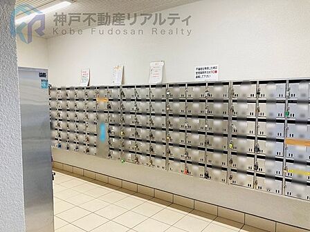・西新町駅まで徒歩7分！通勤通学にも負担の少ない距離です♪
