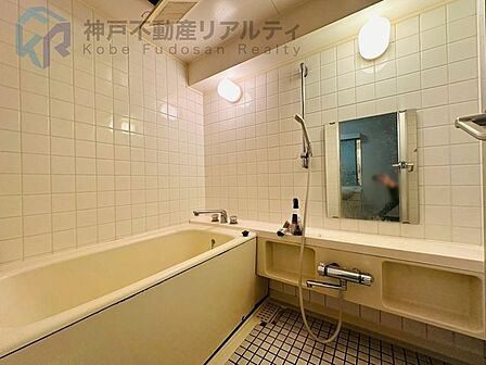 バス