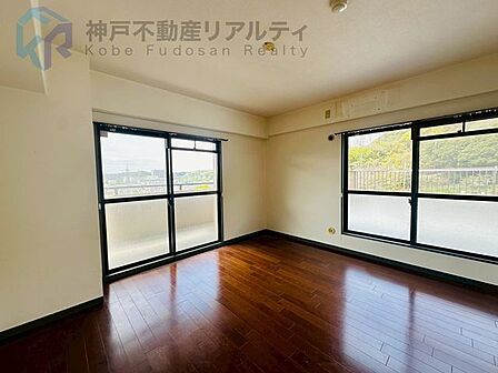 2面採光で通風も良好♪