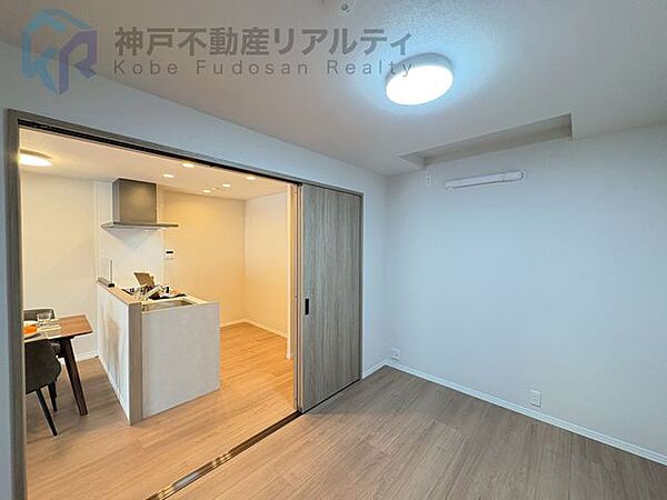 洋室を拡大表示
