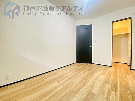 どんなインテリアにも合わせやすい、使いやすいお部屋です♪