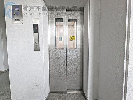 エレベーター停止階です♪