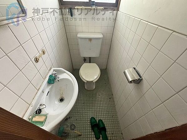 トイレを拡大表示