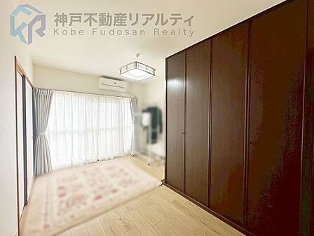 クローゼット2箇所あり。身支度が早くできるので忙しい時に大活躍します。