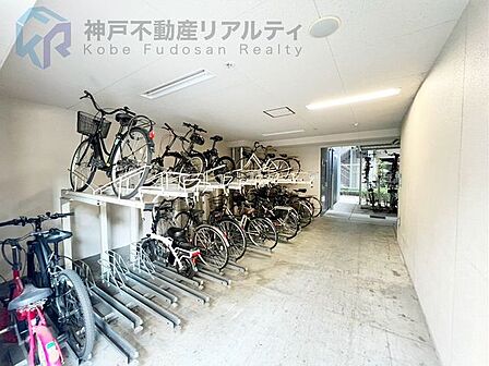 ・駐輪場あり♪