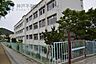 周辺：神戸市立高倉中学校 徒歩22分。 1760m