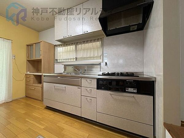 キッチンを拡大表示