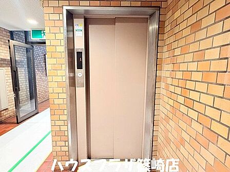 エレベーター一基ございます。