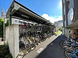 21 / 35
