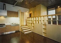 NTPRレジデンス下馬 102 1階ワンルームのリビング/ダイニング