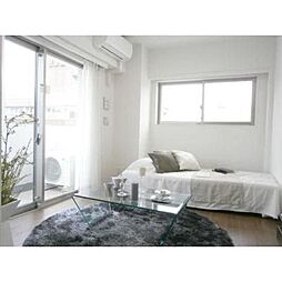 アーバネックス原宿 301 3階1Kのリビング/ダイニング