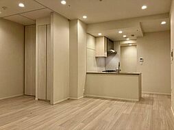 ミッドタワーグランド 24階3LDKのリビング/ダイニング