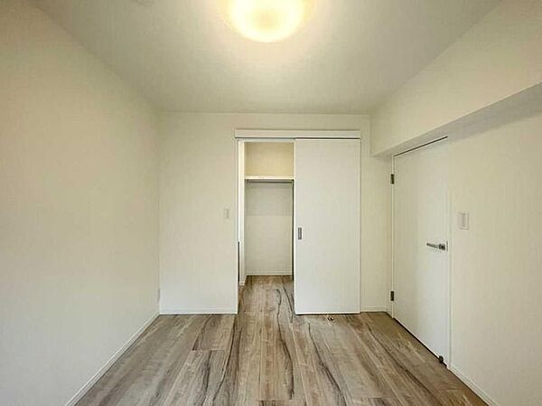洋室を拡大表示