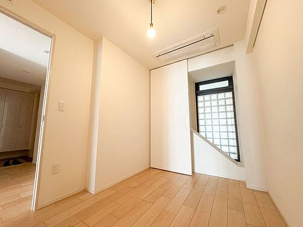 洋室を拡大表示