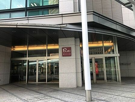 Pedi汐留 徒歩9分。 660m