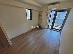 エヌズパークレジデンス新宿御苑 10階1Kのリビング/ダイニング