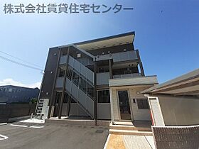 フォレスタ・和歌浦  ｜ 和歌山県和歌山市和歌浦東4丁目（賃貸アパート1K・3階・40.50㎡） その1