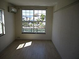 プリムローズハット 207 2階ワンルームのリビング/ダイニング