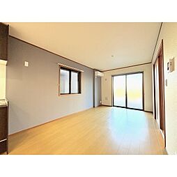 Dieu　famille　B B-102 1階2LDKのリビング/ダイニング