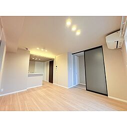 ヴィラケーパ 101 1階2LDKのリビング/ダイニング