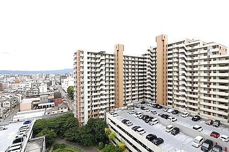 ペット飼育可(条件付)。大切な家族の一員であるペットと一緒に、快適なマンションライフを楽しめます。