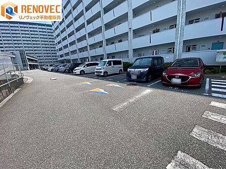 【駐車場】◆お家探しから住宅ローン、リフォームのご相談、火災保険やお車の保険に至るまで、トータルにお客様をサポート致します！お気軽にご相談下さい♪