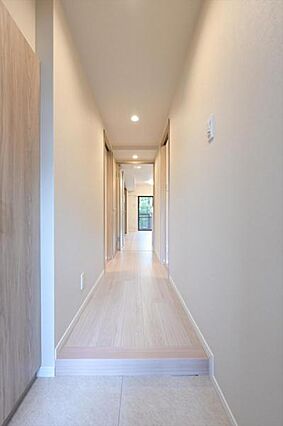 建具はホワイト...