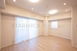 2面採光、2面バルコニーの光と風が入り込む贅沢なゆとり空間。